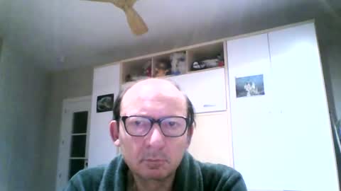 Snapshot of serrano49 chatting on December 11, 2024, 6:20 pm serrano49 online show from December 11, 2024, 6:20 pm