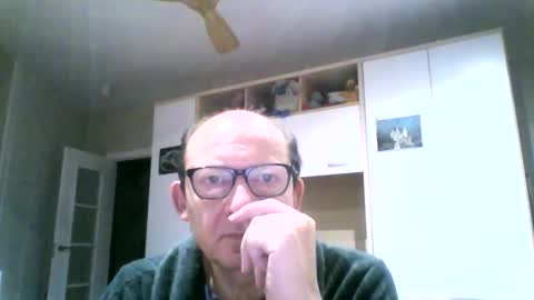 Snapshot of serrano49 chatting on December 29, 2024, 2:27 am serrano49 online show from December 29, 2024, 2:27 am