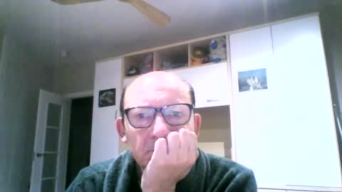 Snapshot of serrano49 chatting on January 13, 2025, 3:34 am serrano49 online show from January 13, 2025, 3:34 am