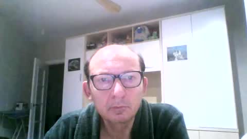 Snapshot of serrano49 chatting on September 15, 2025, 10:21 pm serrano49 online show from September 15, 2025, 10:21 pm