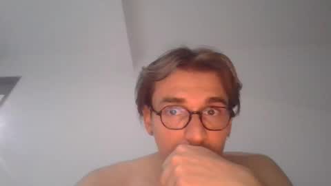 mier online show from March 12, 2026, 4:18 am