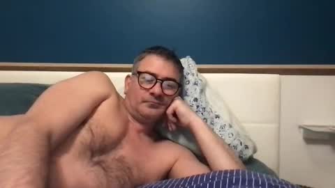 sesamechris92 online show from March 5, 2025, 6:54 am