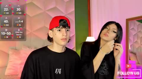 Snapshot of sett_and_gwen chatting on January 13, 2025, 9:42 pm sett_and_gwen online show from January 13, 2025, 9:42 pm