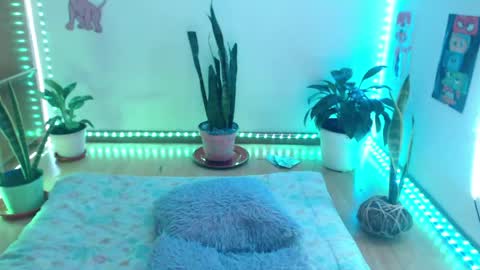 Snapshot of seuctive_woman57 chatting on May 13, 2026, 1:47 am samy online show from May 13, 2026, 1:47 am