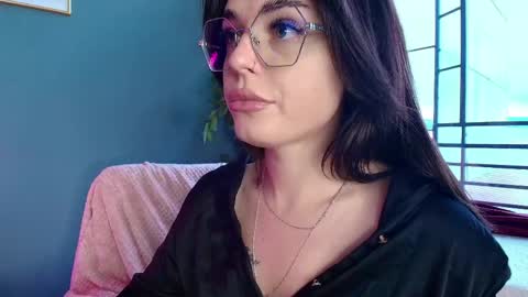 seven_sinsss online show from June 7, 2026, 4:05 am