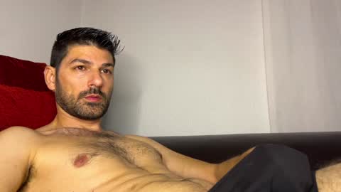 Lucenzo  online show from December 31, 2024, 1:47 am