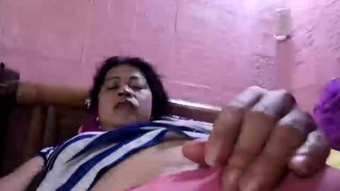 Snapshot of sexgoddesses4u chatting on November 23, 2025, 4:07 pm Ems online show from November 23, 2025, 4:07 pm