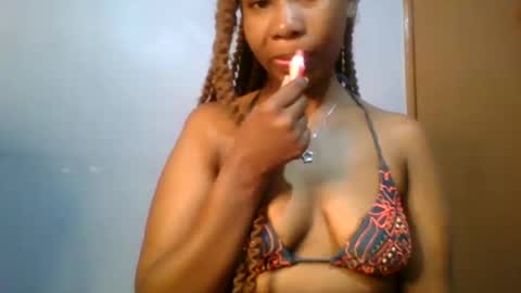 Snapshot of sexie_curvie chatting on February 3, 2025, 4:04 am Maggie online show from February 3, 2025, 4:04 am