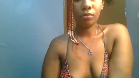 Snapshot of sexie_curvie chatting on February 16, 2025, 4:20 am Maggie online show from February 16, 2025, 4:20 am