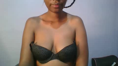Snapshot of sexie_love chatting on September 17, 2025, 1:29 am Nancy online show from September 17, 2025, 1:29 am