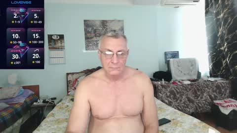 sexmen181166 online show from November 7, 2025, 10:48 am