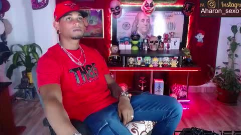 Aharon  ravelo online show from March 20, 2026, 3:33 am