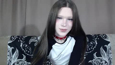 Nextdoor Princess online show from October 10, 2025, 2:32 am