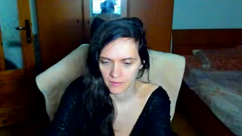 sexqueen1111 online show from November 13, 2025, 1:54 pm