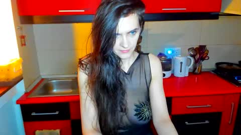 sexqueen1111 online show from February 25, 2026, 10:52 pm