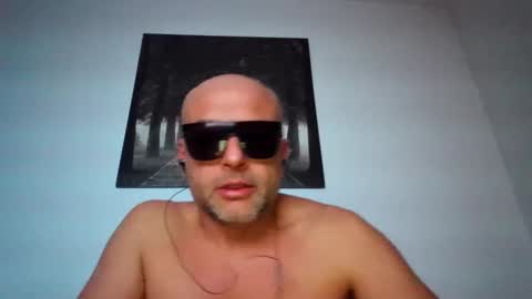 sextacy1925 online show from October 26, 2025, 6:03 pm