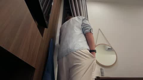 Max Leman online show from April 26, 2026, 4:26 pm