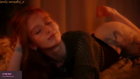 Snapshot of sexualiz_e chatting on October 2, 2025, 10:39 pm Liz online show from October 2, 2025, 10:39 pm