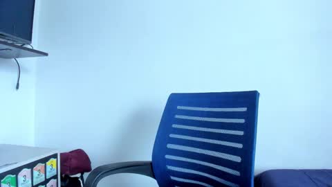 Jax and Lu online show from October 18, 2025, 9:37 pm