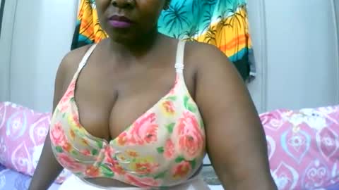sexxi_ebony online show from November 22, 2025, 10:09 pm