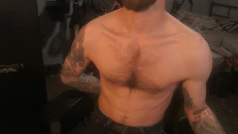 SiuL online show from April 3, 2026, 9:07 am