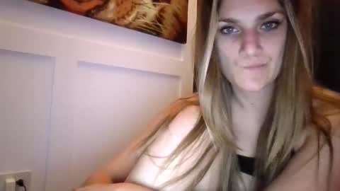 sexxxyvibes online show from October 18, 2025, 7:09 am