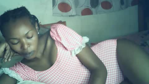 sexxy_curvy23 online show from January 14, 2026, 4:29 am