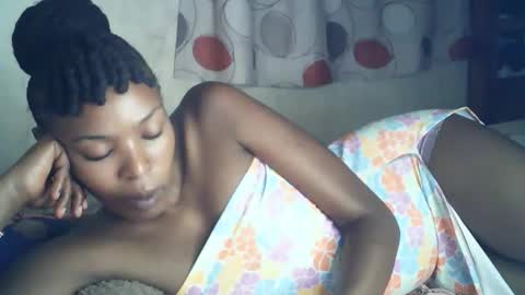 sexxy_curvy23 online show from February 4, 2026, 3:45 am