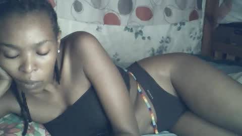 sexxy_curvy23 online show from March 24, 2026, 3:55 am