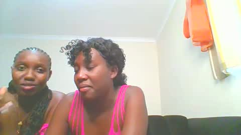 Sweet doll  online show from September 28, 2025, 7:14 am