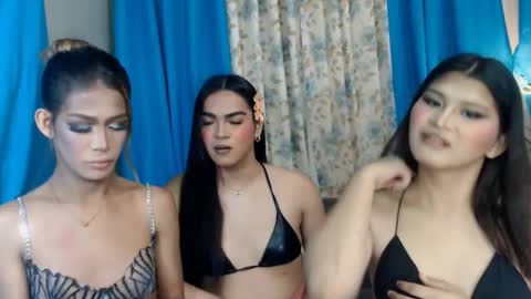 Snapshot of sexxyasian4uxxx_keisha chatting on May 25, 2026, 1:00 am sexxyasian4uxxx_keisha online show from May 25, 2026, 1:00 am