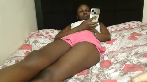 Snapshot of sexxymaya25 chatting on December 1, 2025, 9:20 pm maya online show from December 1, 2025, 9:20 pm