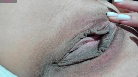 Snapshot of sexxymeriemm chatting on February 1, 2025, 10:34 pm sexxymeriemm online show from February 1, 2025, 10:34 pm
