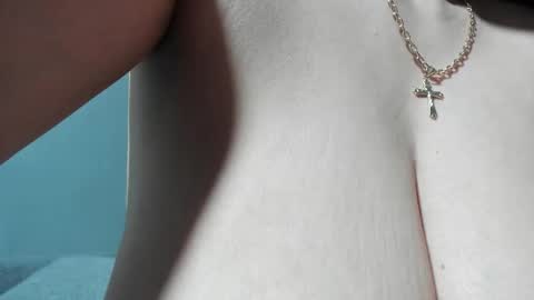 Snapshot of sexxymeriemm chatting on September 19, 2025, 1:01 pm sexxymeriemm online show from September 19, 2025, 1:01 pm