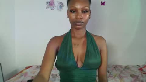 sexxypixie online show from April 4, 2026, 10:40 pm