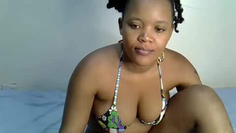 sexxythea_ online show from October 11, 2025, 7:45 pm