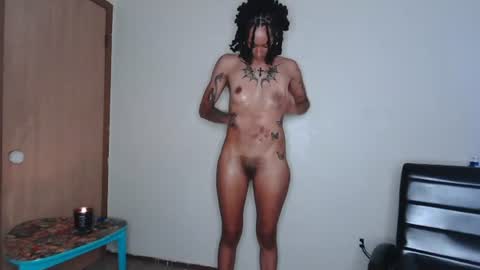 sexy6foot online show from June 25, 2026, 5:12 am
