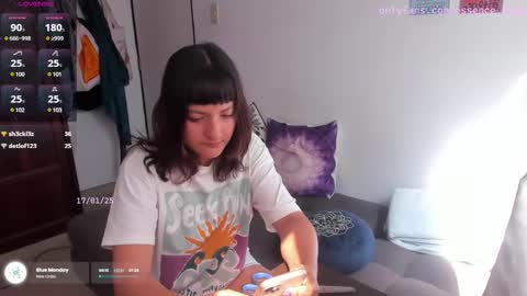 Snapshot of sexy__emma chatting on January 17, 2025, 7:27 pm sexy__emma online show from January 17, 2025, 7:27 pm