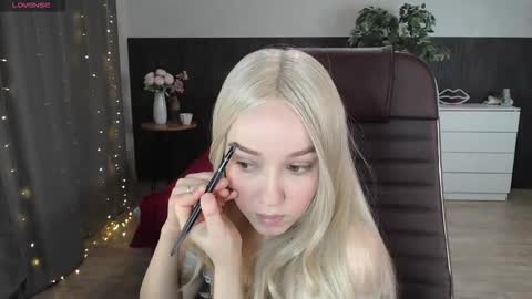 Alexia online show from September 26, 2025, 12:09 pm