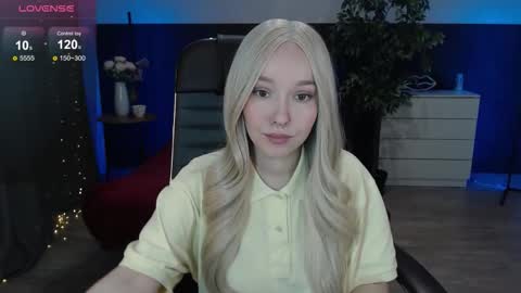 Alexia online show from October 26, 2025, 2:56 pm