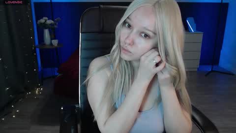 Alexia online show from November 21, 2025, 10:36 am