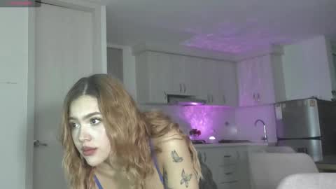 Lucy  Annyy online show from February 22, 2025, 11:35 pm