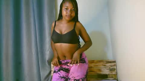 Ariana online show from December 14, 2025, 7:18 pm