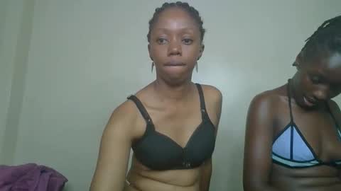 Snapshot of sexy_banny4 chatting on January 15, 2026, 1:05 pm sexy_banny4 online show from January 15, 2026, 1:05 pm