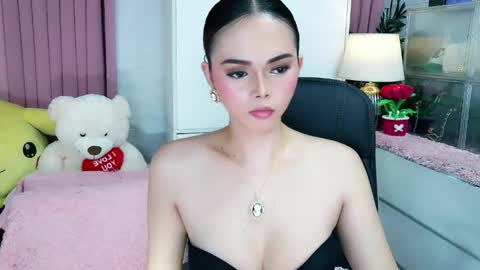 Snapshot of sexy_blairxx chatting on May 22, 2026, 1:35 am blair online show from May 22, 2026, 1:35 am