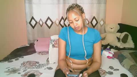 sexy_bluegirl online show from November 14, 2025, 11:42 am