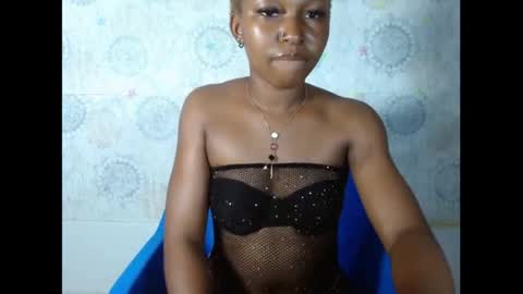 Snapshot of sexy_bluey247 chatting on September 13, 2025, 6:57 am sexy_bluey247 online show from September 13, 2025, 6:57 am