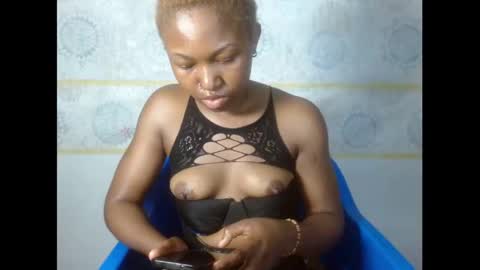 Snapshot of sexy_bluey247 chatting on September 16, 2025, 10:27 am sexy_bluey247 online show from September 16, 2025, 10:27 am
