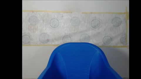 Snapshot of sexy_bluey247 chatting on October 8, 2025, 5:27 am sexy_bluey247 online show from October 8, 2025, 5:27 am