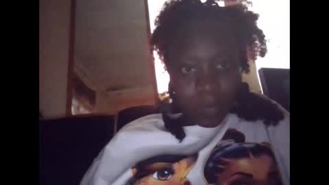 Snapshot of sexy_butty01 chatting on November 17, 2025, 11:05 am sexy_butty01 online show from November 17, 2025, 11:05 am